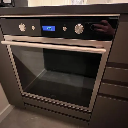 Les Arenes - Centre, 2 Pieces Recemment Renove De 45 M2 Avec Sa Terrasse De 10 M2 Daire