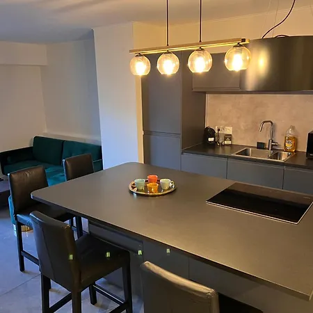 Les Arenes - Centre, 2 Pieces Recemment Renove De 45 M2 Avec Sa Terrasse De 10 M2 Daire